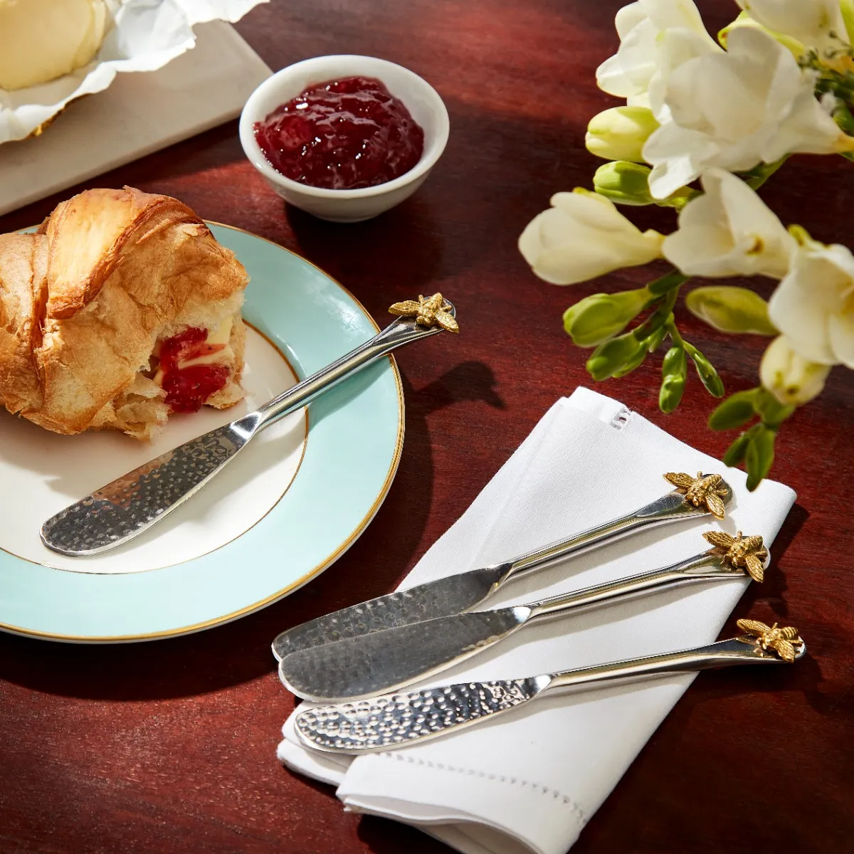Culinary Concepts Bee Butter Knives, Set of 4