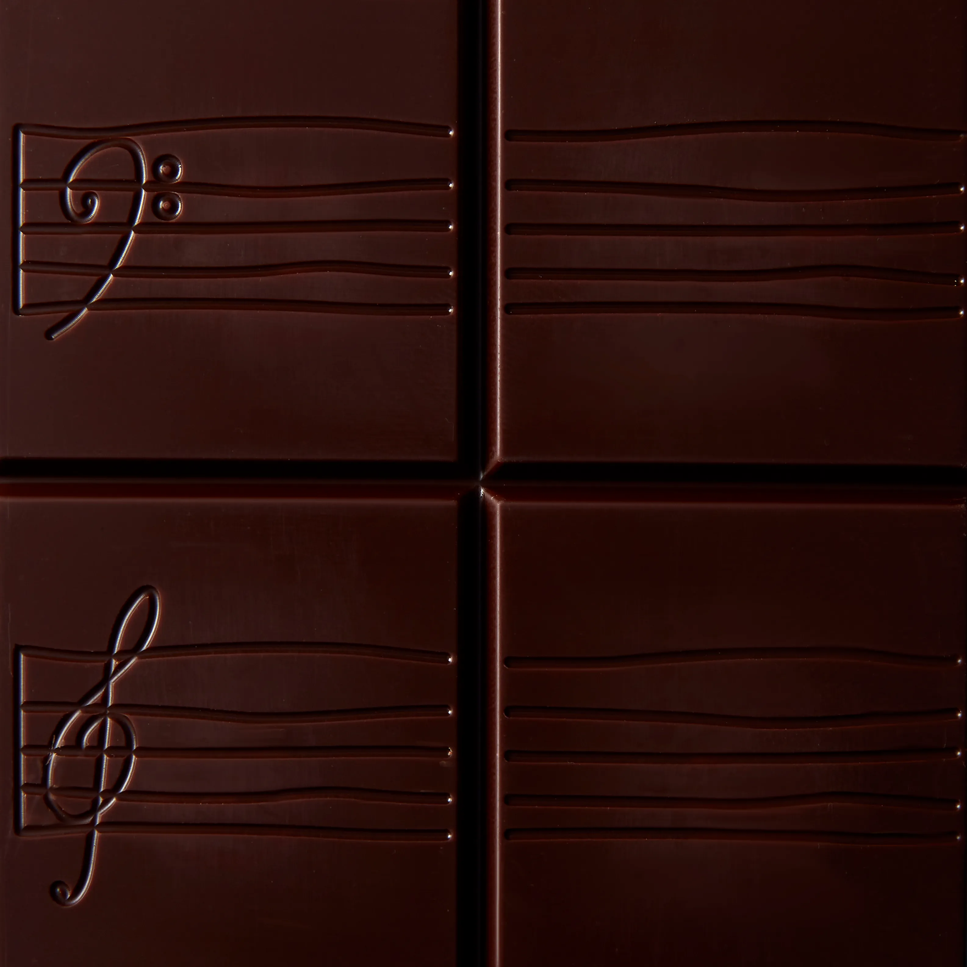 Dark Chocolate Hazelnut Praline Filled Bar, 80g 4 Dark Chocolate Hazelnut Praline Filled Bar, 80g