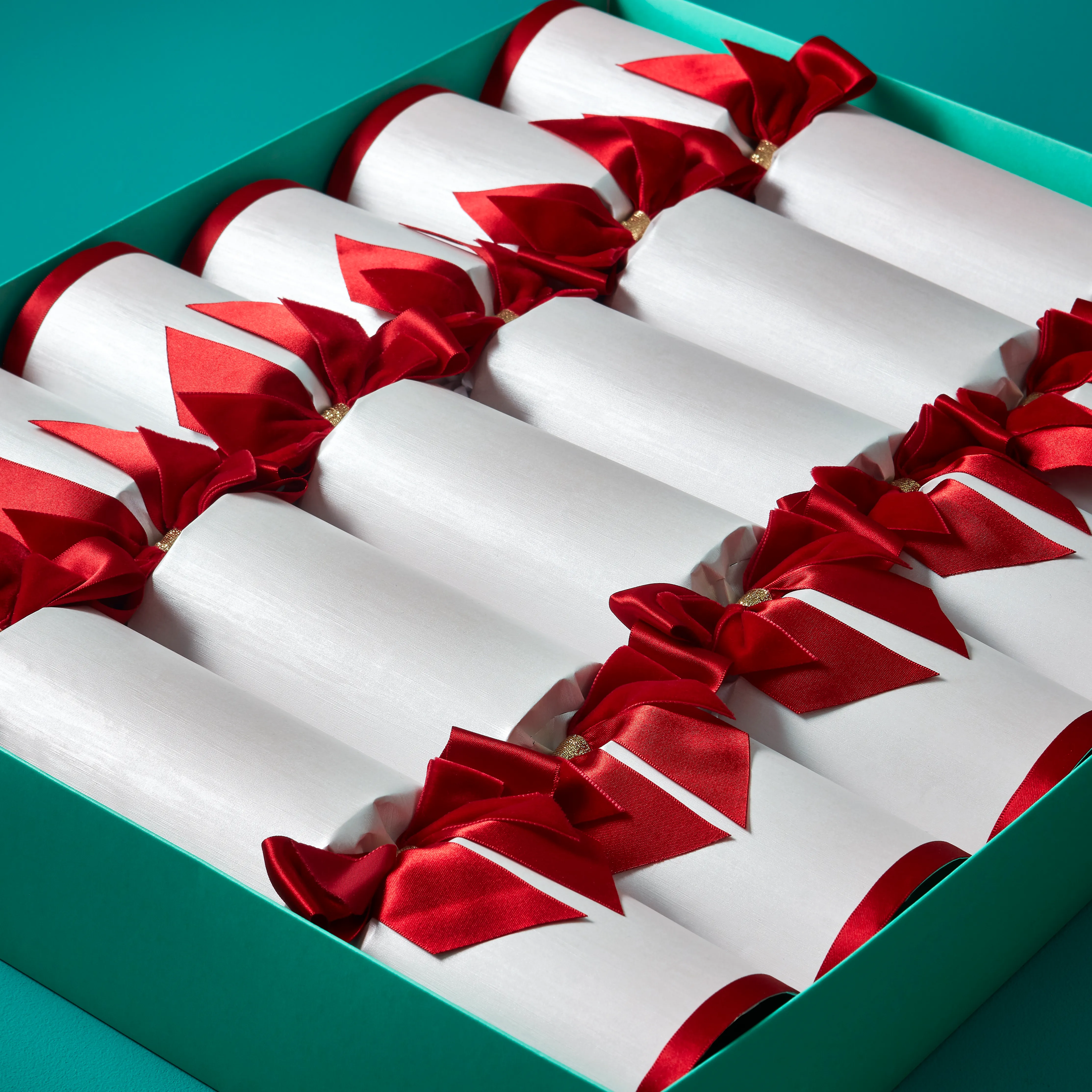 Festive Treats Crackers