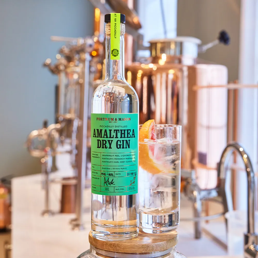Fortnum's Amalthea Dry Gin, 50cl 4 Fortnum's Amalthea Dry Gin, 50cl