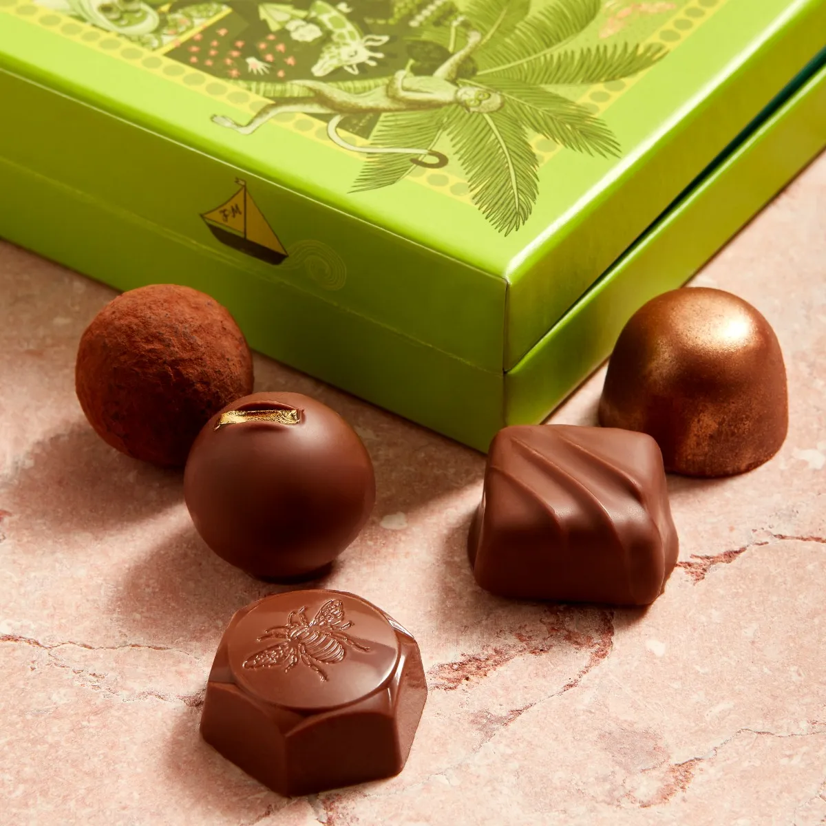 Fortnum's Favourites Alcohol Free Milk Chocolate Selection, 290g 6 Fortnum's Favourites Alcohol Free Milk Chocolate Selection, 290g