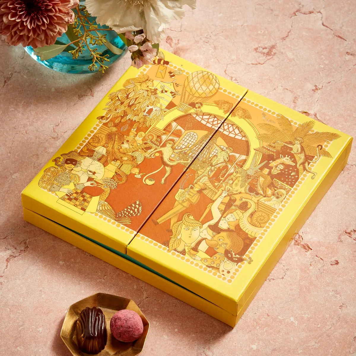 Fortnum's Favourites Milk, Dark & White Chocolate Selection, 290g