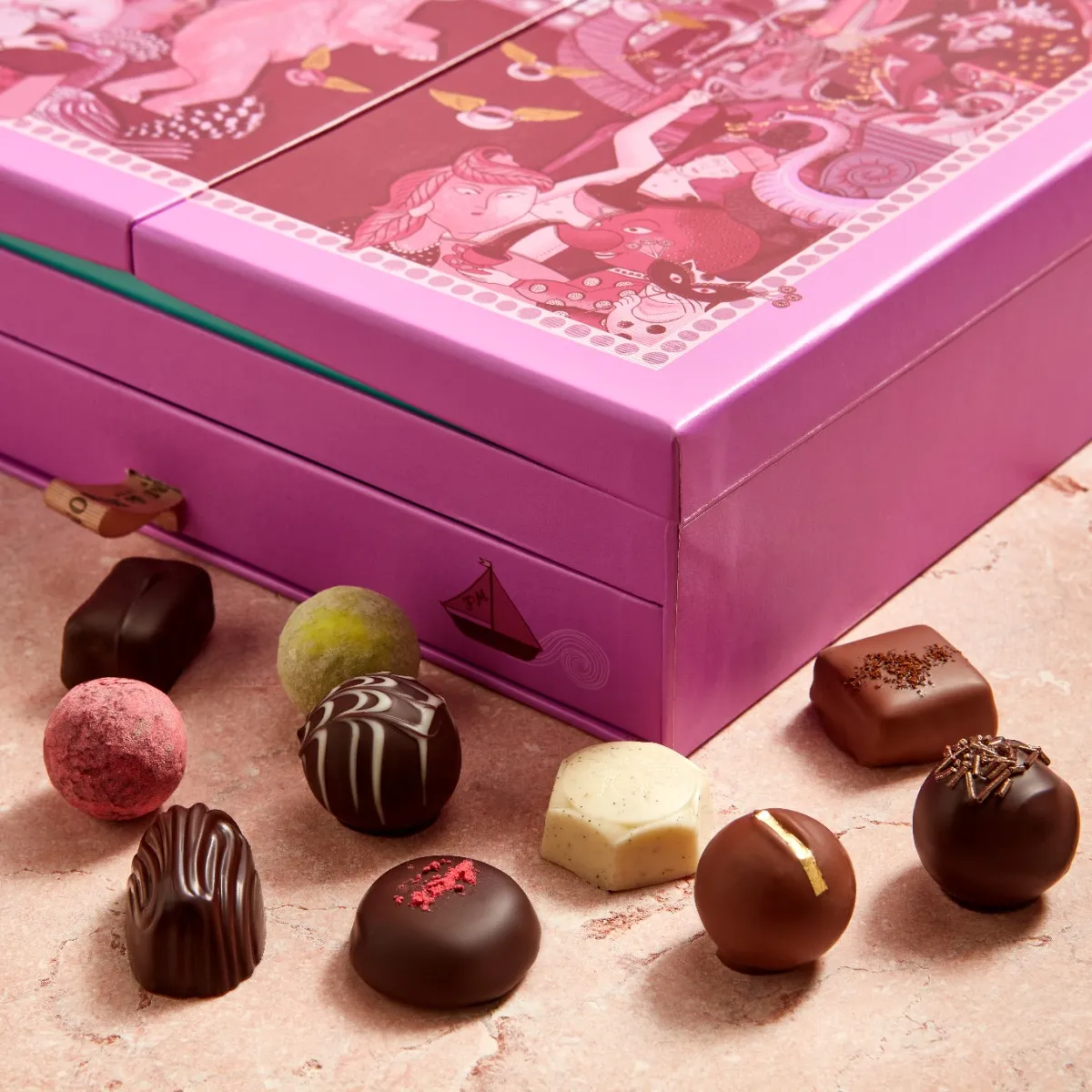 Fortnum's Favourites Milk, Dark & White Chocolate Selection, 785g 7 Fortnum's Favourites Milk, Dark & White Chocolate Selection, 785g