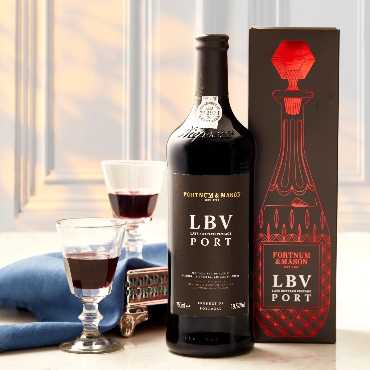 Fortnum's LBV Port Gift Box, Niepoort, 75cl