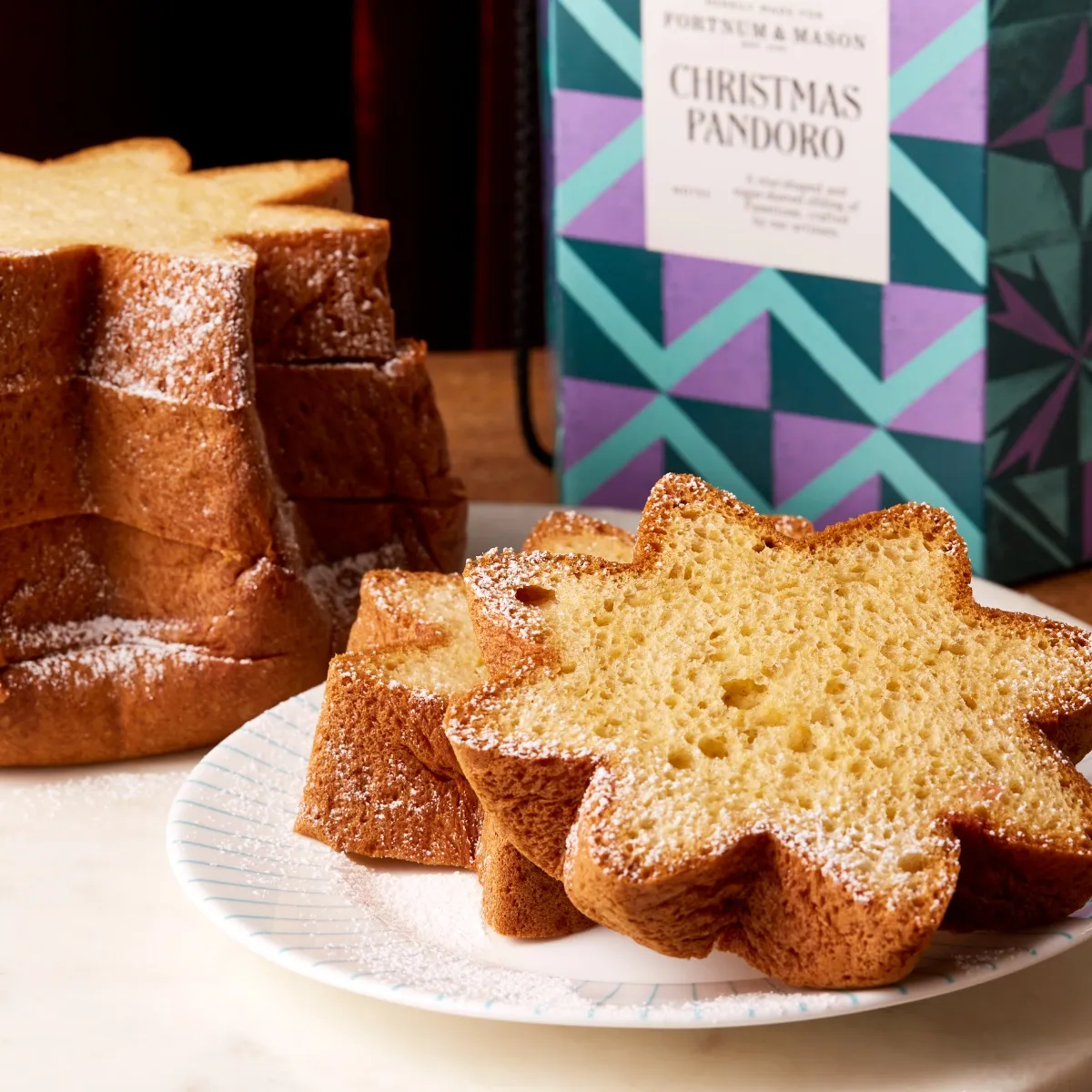 Fortnum’s Pandoro Cake, 750g 3 Fortnum’s Pandoro Cake, 750g