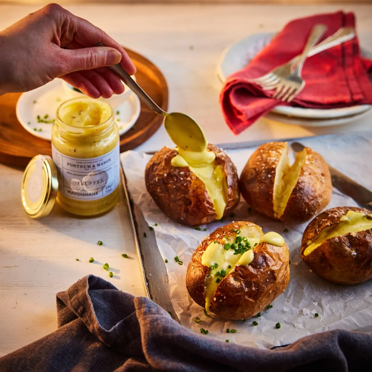 Truffle Mayonnaise, 200g 4 Truffle Mayonnaise, 200g