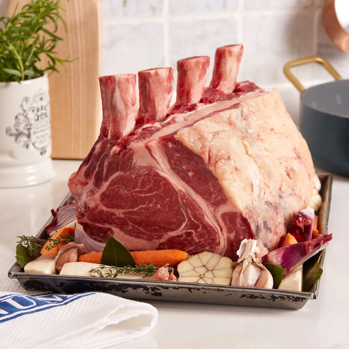 Glenarm Shorthorn Salt-Aged Rib of Beef, 4.5kg 3 Glenarm Shorthorn Salt-Aged Rib of Beef, 4.5kg