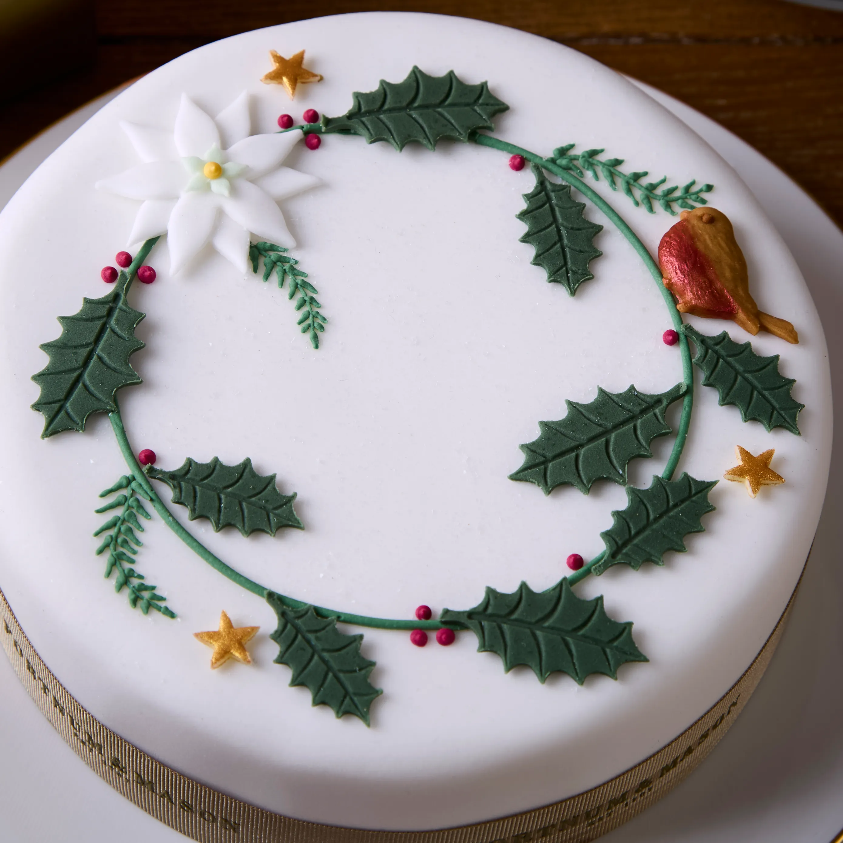 Iced Christmas Cake with Holly Decoration, 1.1kg 4 Iced Christmas Cake with Holly Decoration, 1.1kg