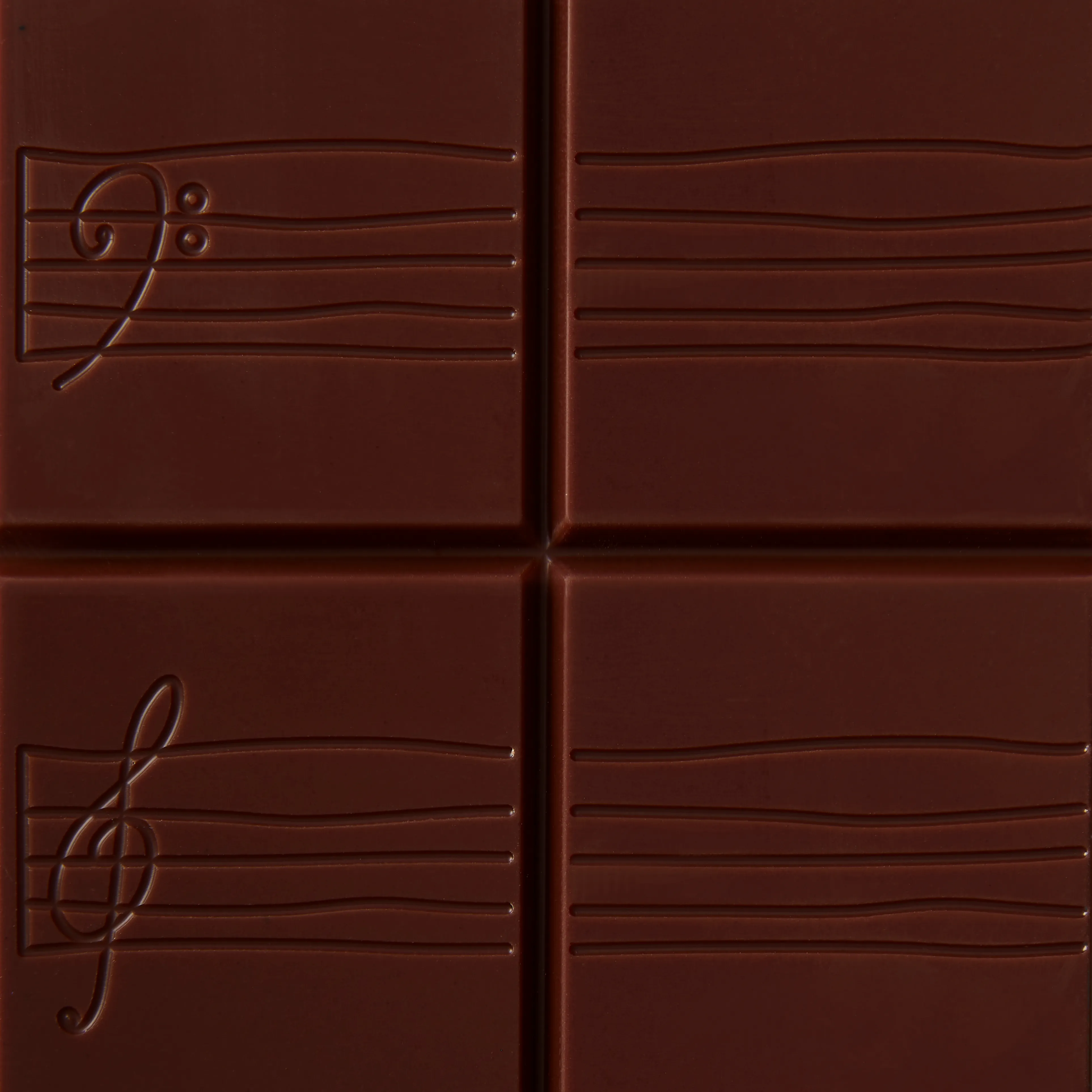 Milk Chocolate Marc de Champagne Filled Bar, 80g 4 Milk Chocolate Marc de Champagne Filled Bar, 80g