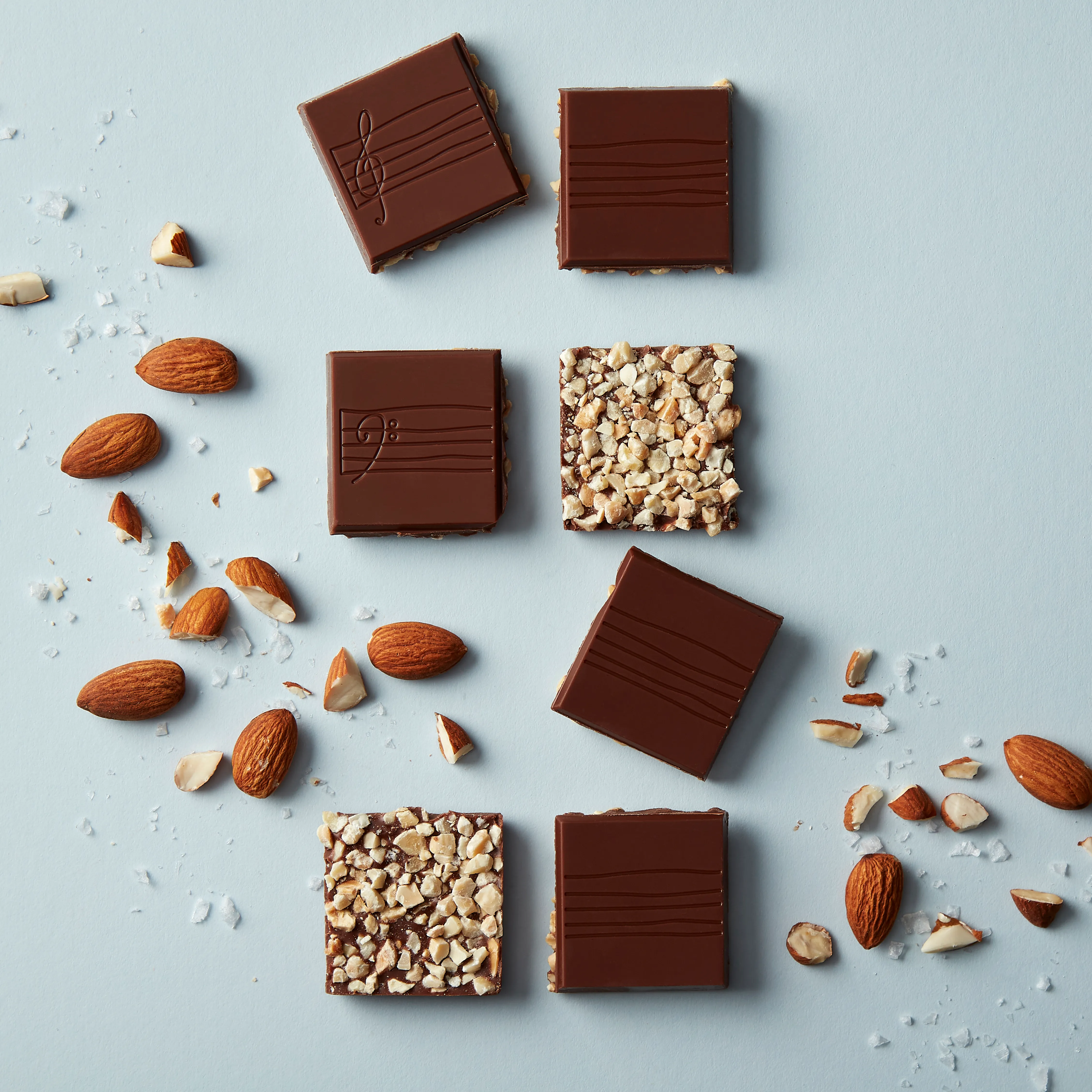 Milk Chocolate Salted Almond Bar, 80g 4 Milk Chocolate Salted Almond Bar, 80g