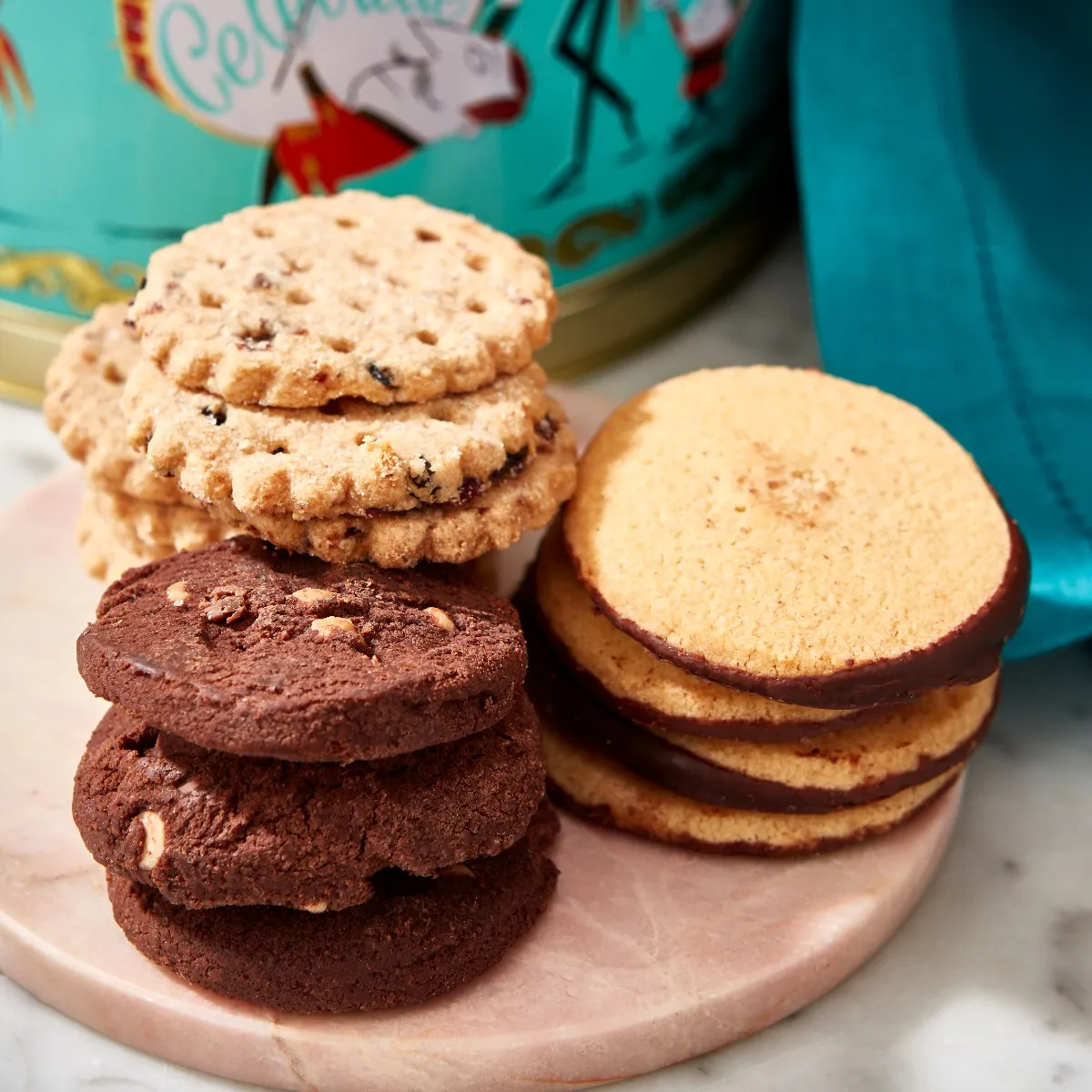 Musical Birthday Biscuit Tin, 475g 4 Musical Birthday Biscuit Tin, 475g