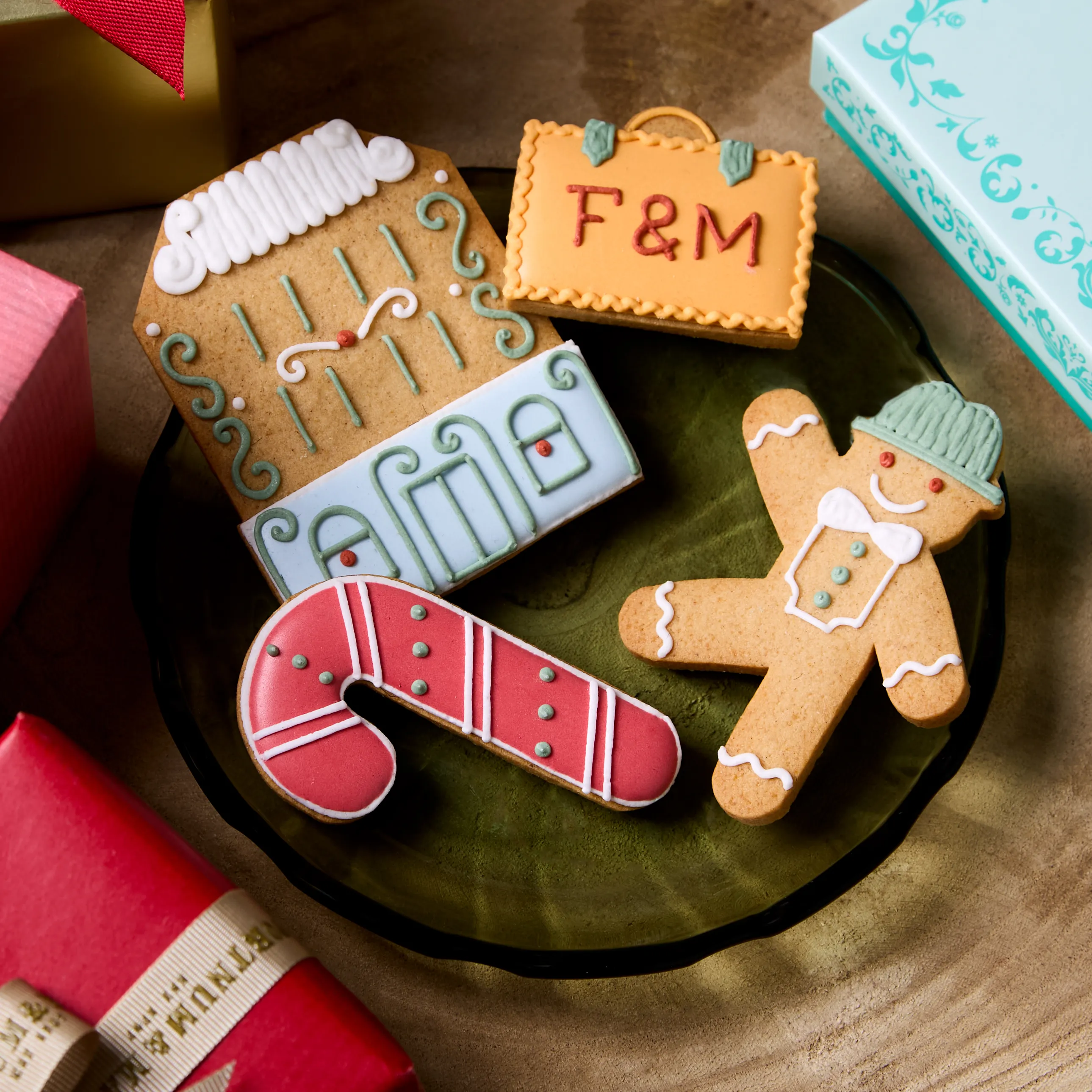 Piccadilly Gingerbread Man Iced Biscuits, 40g