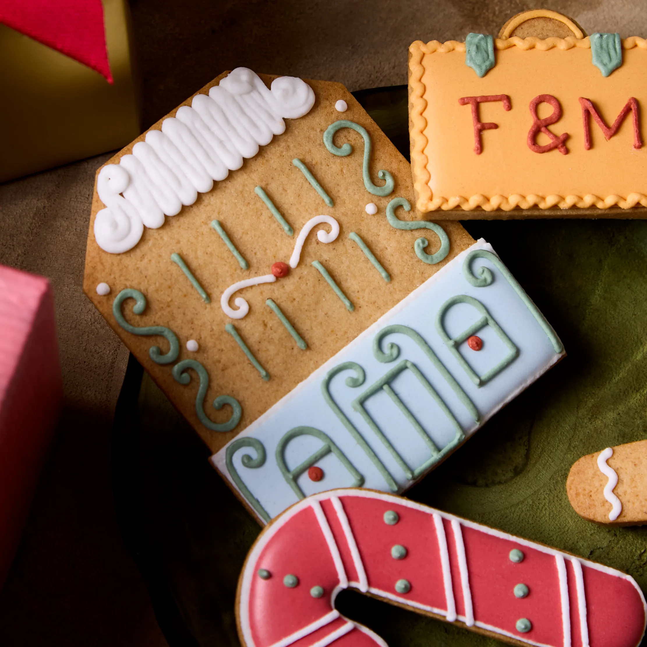 Piccadilly Gingerbread Man Iced Biscuits, 40g 6 Piccadilly Gingerbread Man Iced Biscuits, 40g