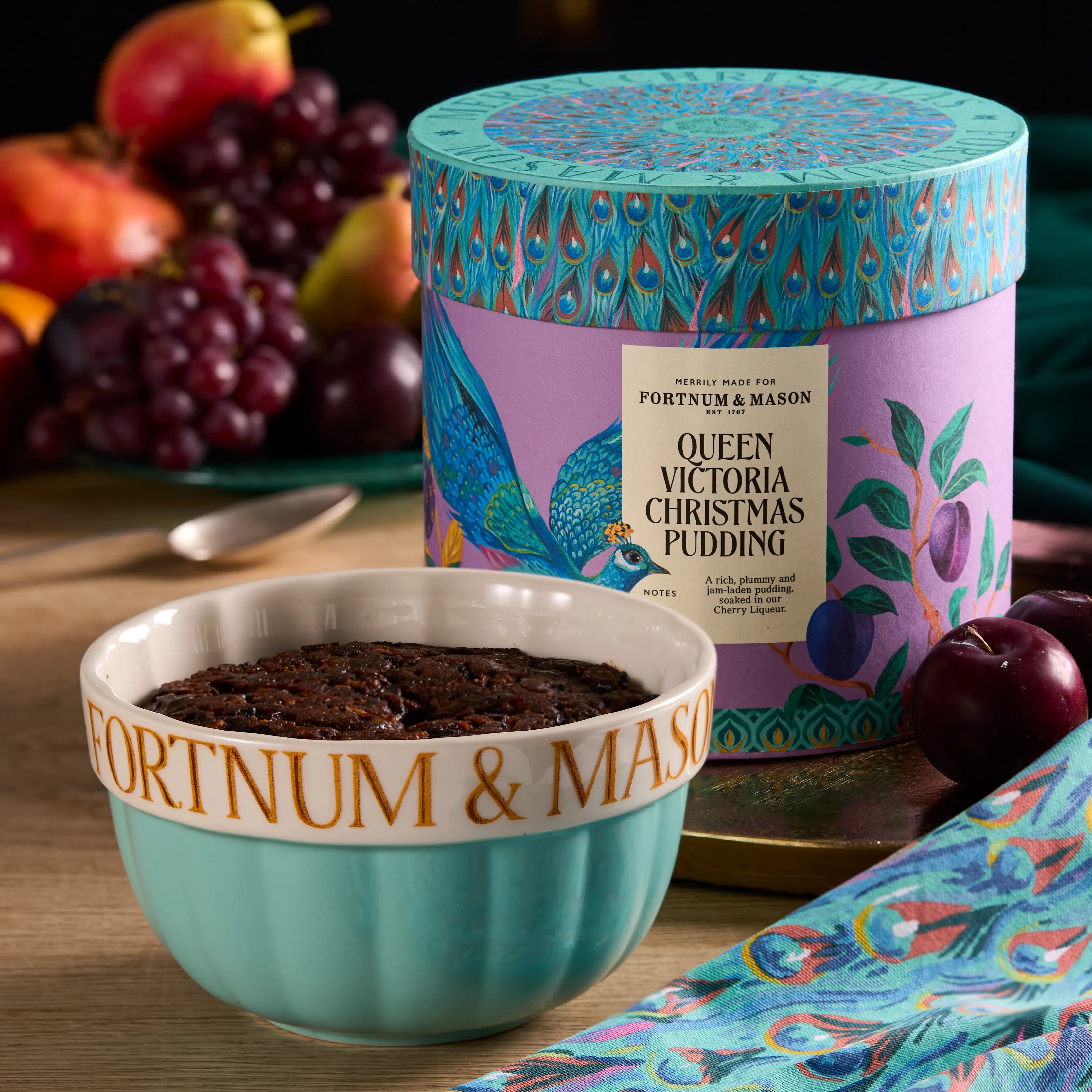 Queen Victoria Plum Pudding, 907g 3 Queen Victoria Plum Pudding, 907g