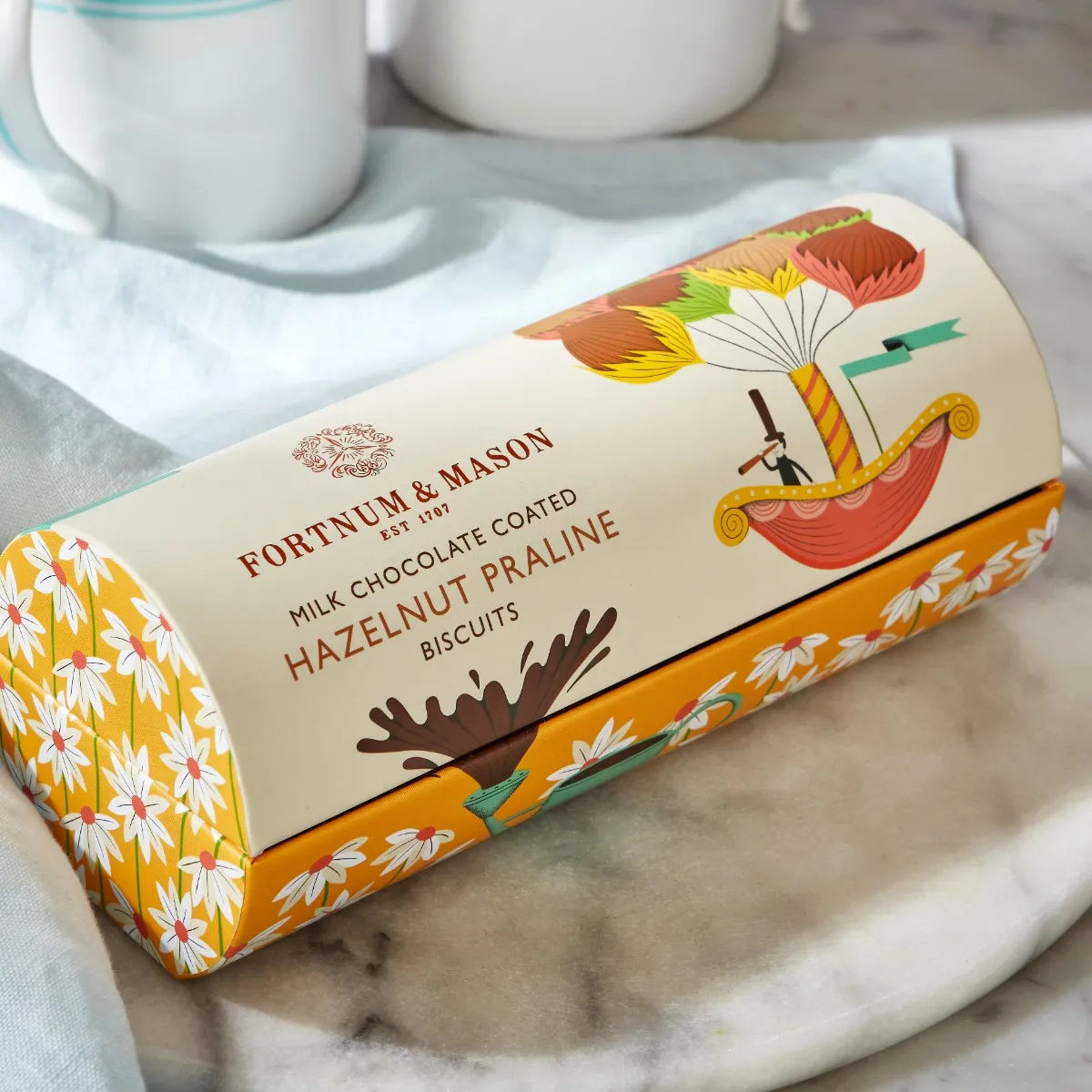 Milk Chocolate Coated Praline Biscuits, 180g 3 Milk Chocolate Coated Praline Biscuits, 180g