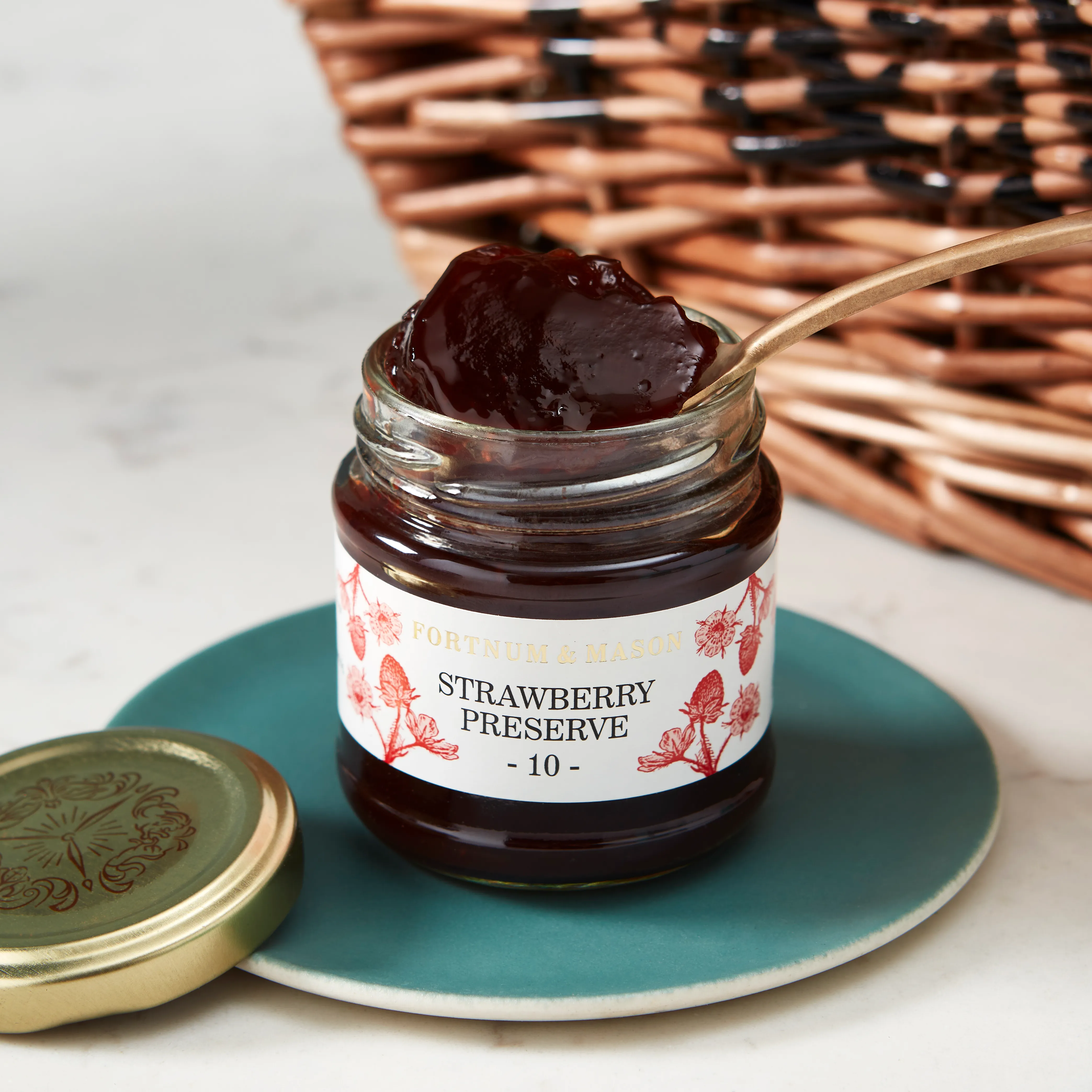 The Taste of Fortnum's Hamper