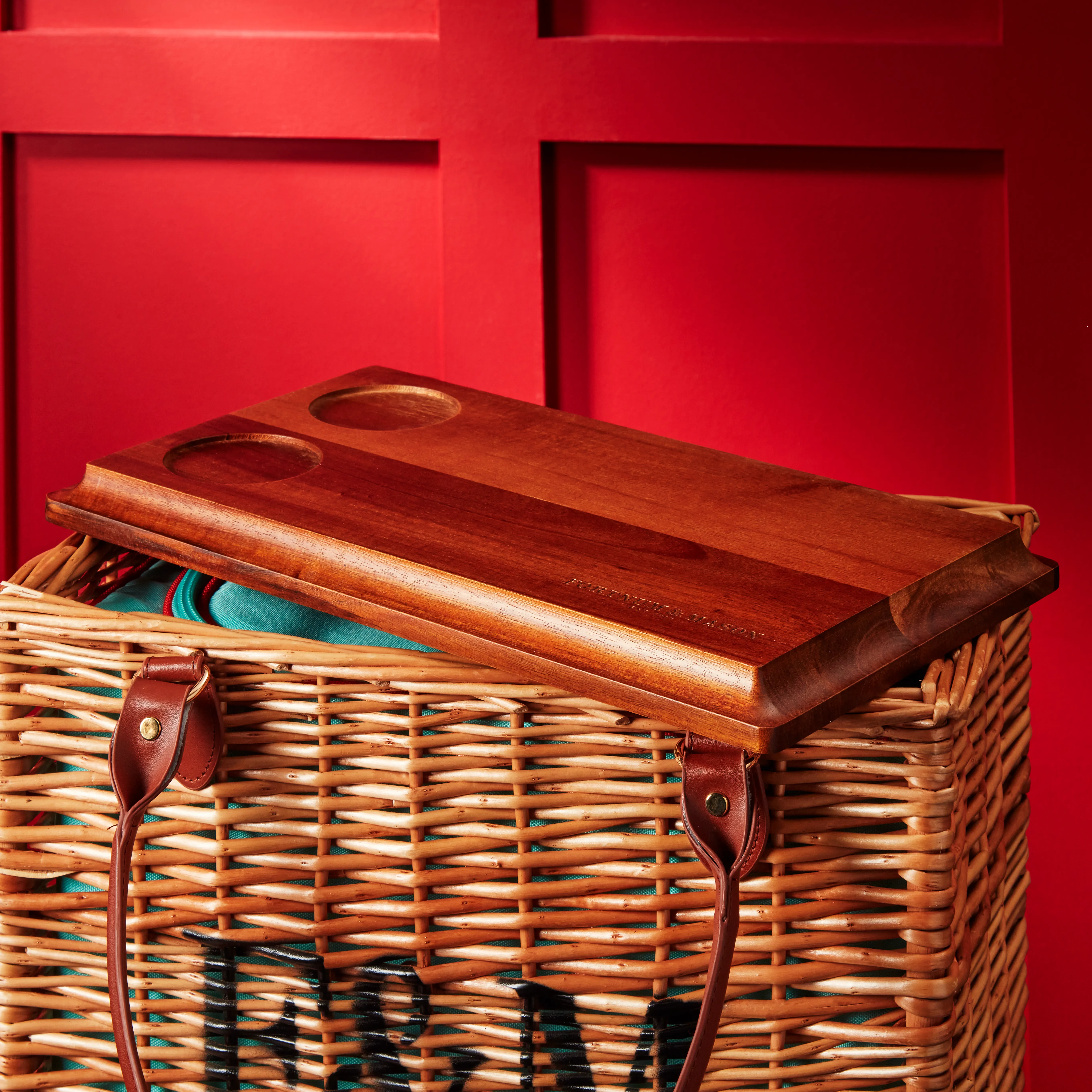 The Cheese & Wine Hamper 5 The Cheese & Wine Hamper