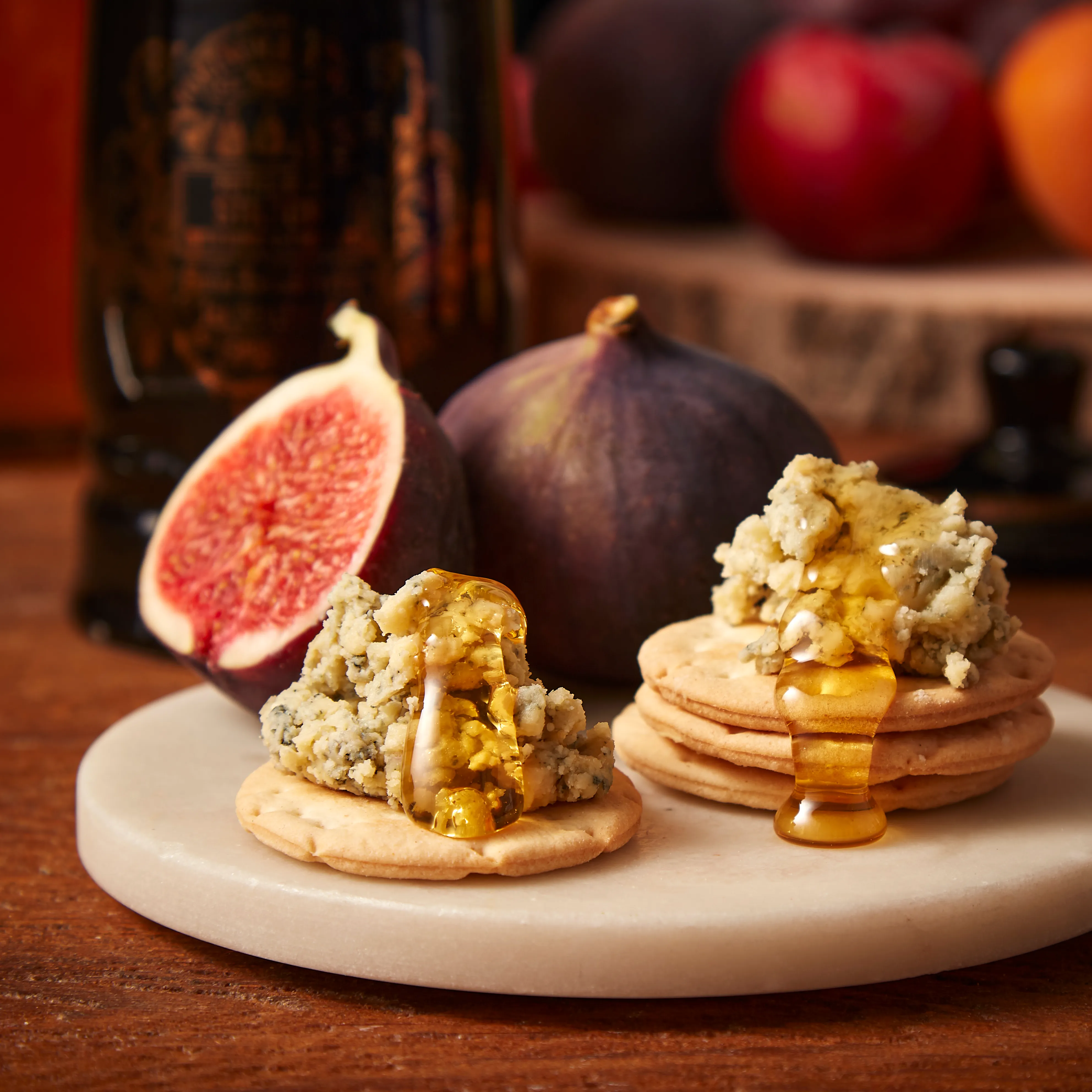 Truffle & Honey Potted Stilton, 100g 3 Truffle & Honey Potted Stilton, 100g