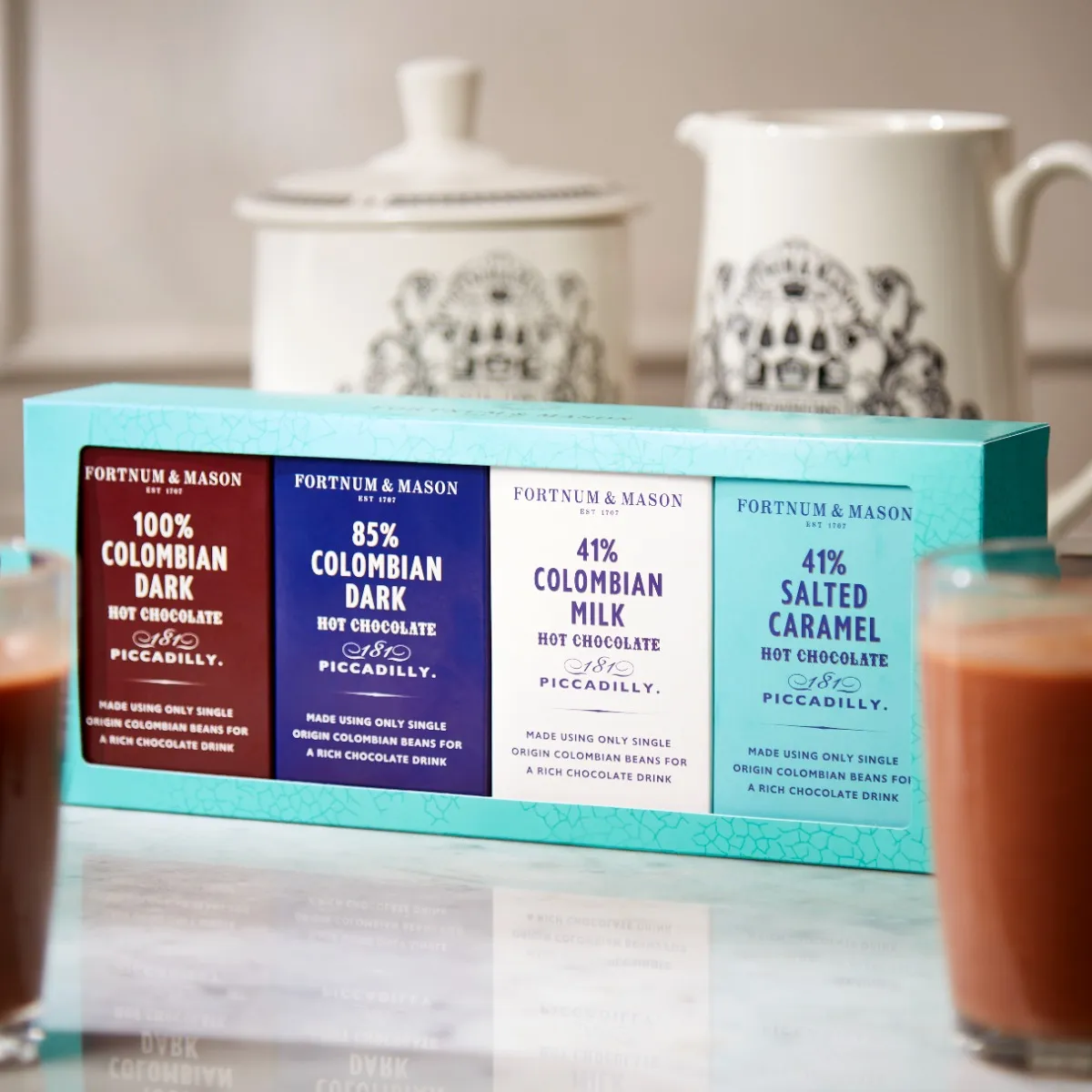 Ultimate Hot Chocolate Gift Box, 400g 4 Ultimate Hot Chocolate Gift Box, 400g