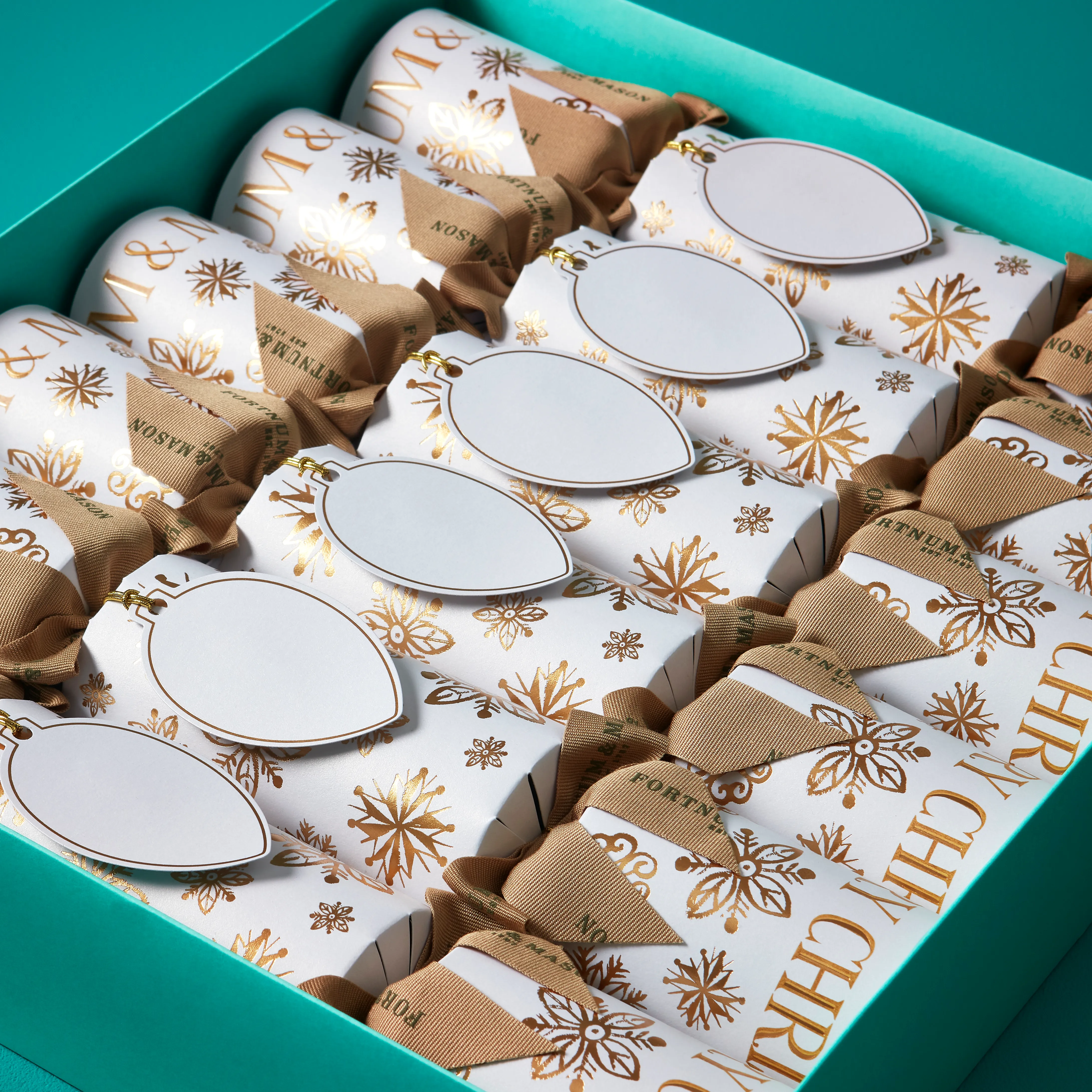 White Christmas Crackers 5 White Christmas Crackers