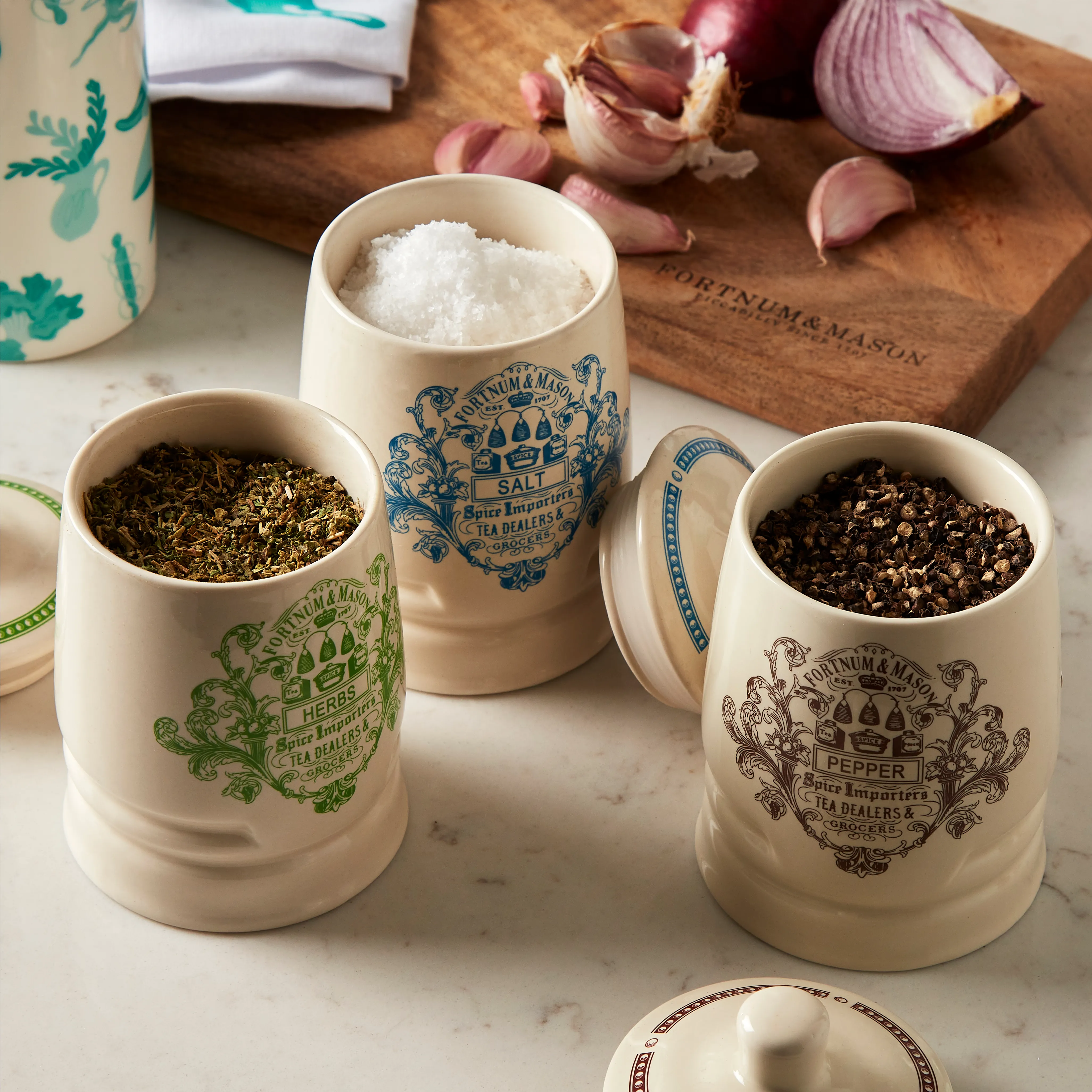 Ceramic Herb & Spice Gift Set, 275g 3 Ceramic Herb & Spice Gift Set, 275g