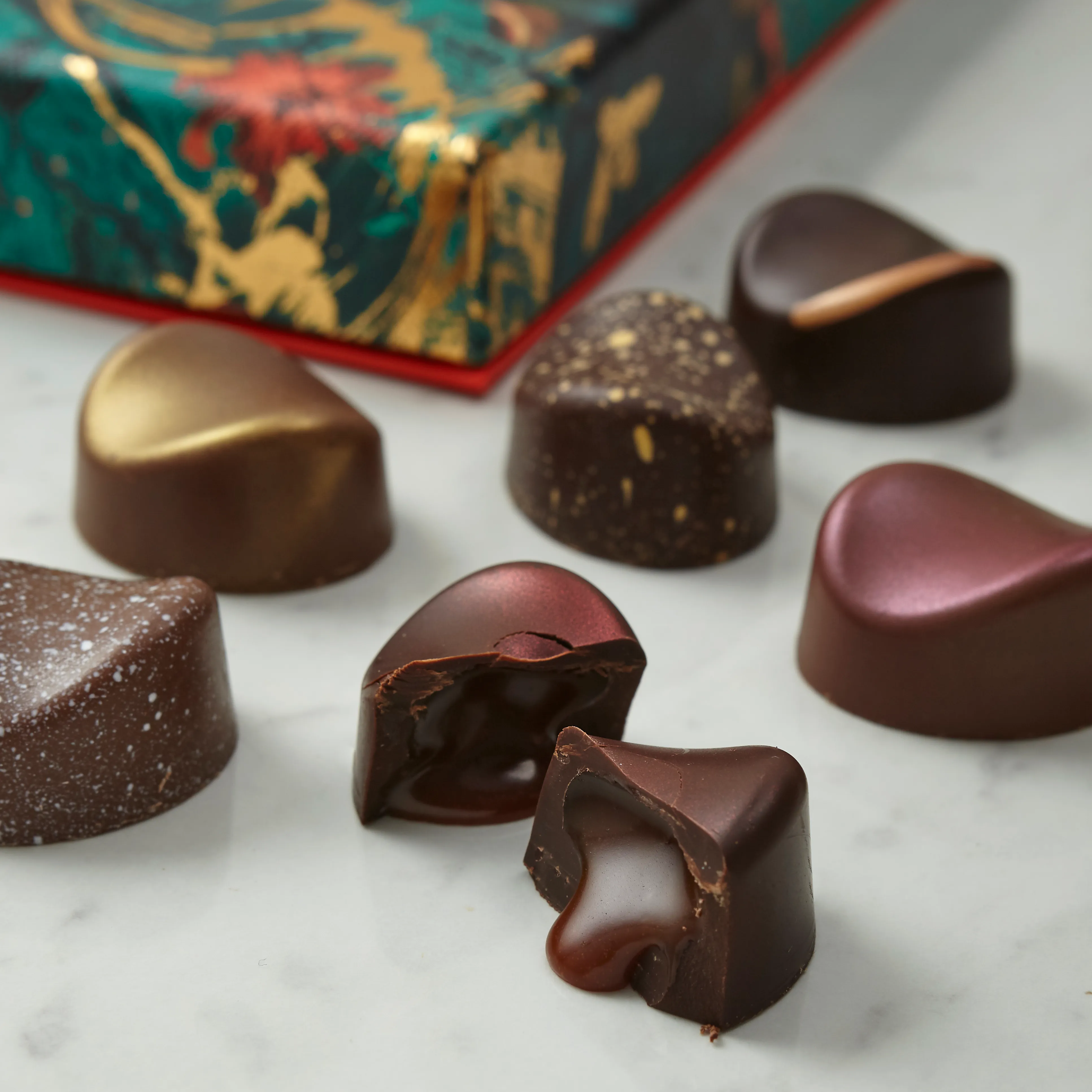 Chocolate Caramels Selection Box, 288g